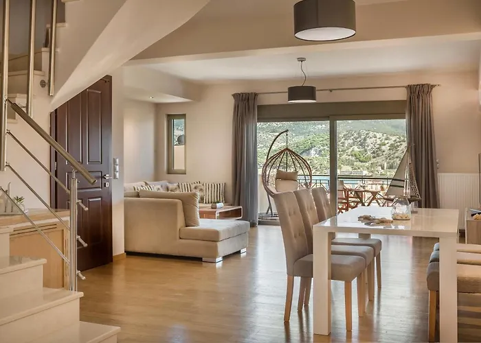 Апартаменты Grand View Maisonette Аргостолион